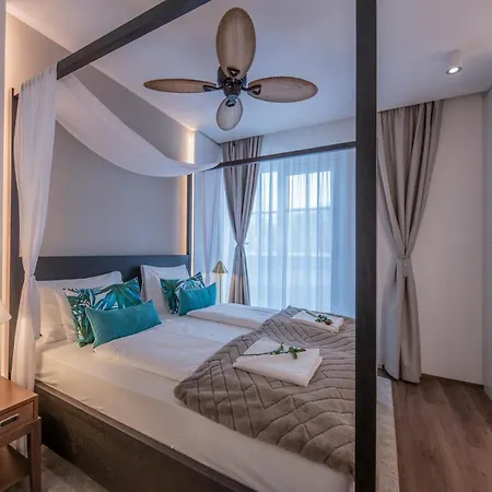 Balalake Aparthotel Szantod