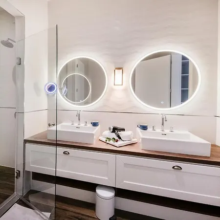 Balalake מלון דירות Szántód