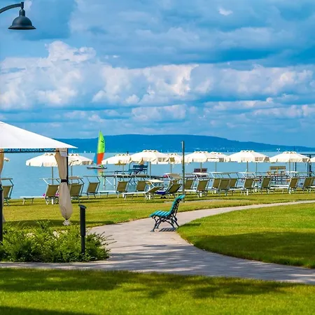 Aparthotel Balalake *