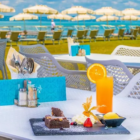 Balalake Aparthotel *