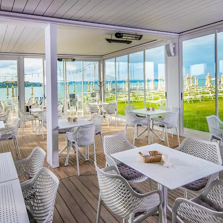 Balalake Aparthotel *