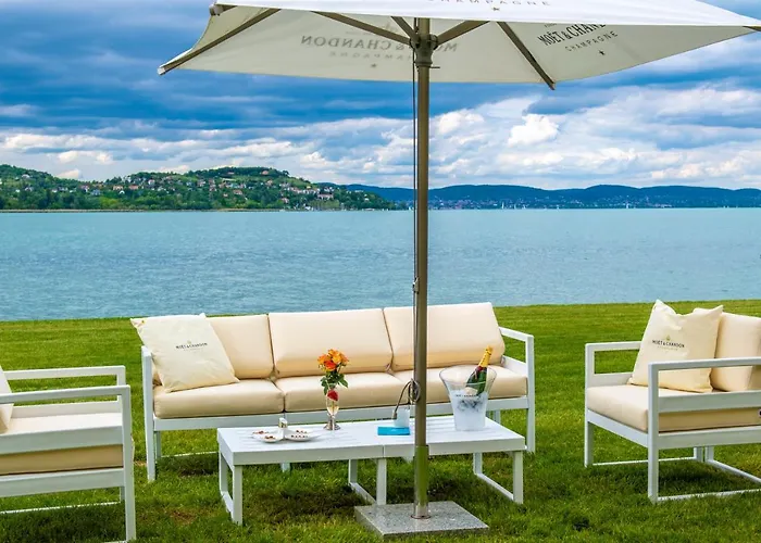 Aparthotel Balalake *